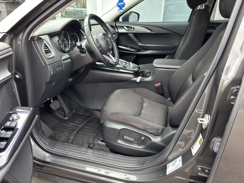 Used 2018 MAZDA CX-9 Sport FWD image 6
