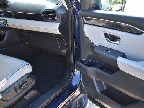 Used 2023 Honda Pilot Elite image 15