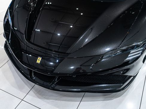 Used 2021 Ferrari SF90 Stradale image 40