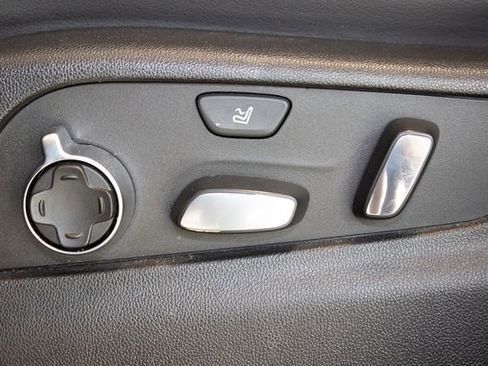 Used 2023 Cadillac XT4 Premium Luxury w/ Enhanced Visibility Package image 21