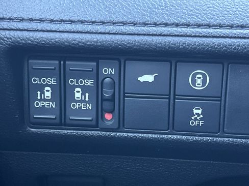 Certified 2024 Honda Odyssey EX-L image 12