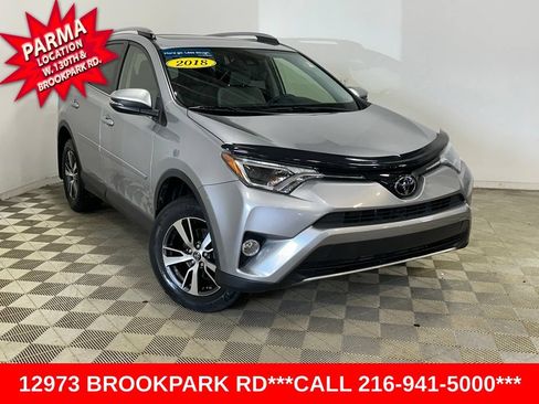 Used 2018 Toyota RAV4 XLE w/ Plus Extra Value Package AWD/4WD image 3