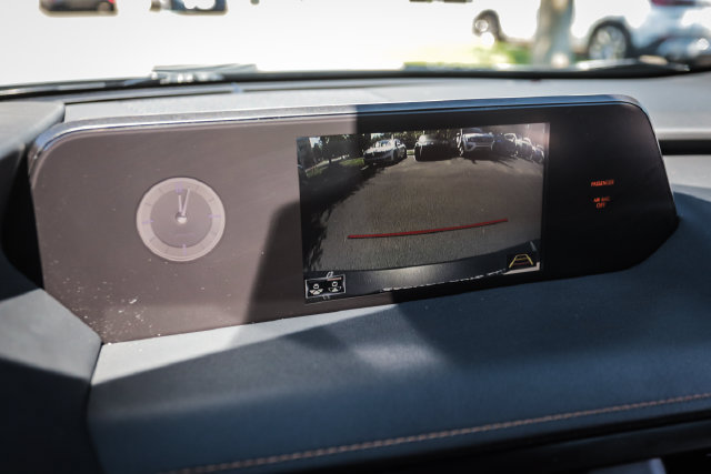 Used 2022 Lexus UX 250h w/ Accessory Package (Z1) AWD/4WD image 38