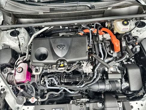 Used 2025 Toyota RAV4 XLE image 33