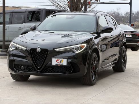 Used 2022 Alfa Romeo Stelvio Quadrifoglio w/ Active Assist Plus Package image 10