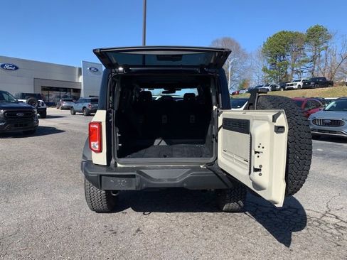 Certified 2025 Ford Bronco Big Bend w/ Black Diamond Package image 9