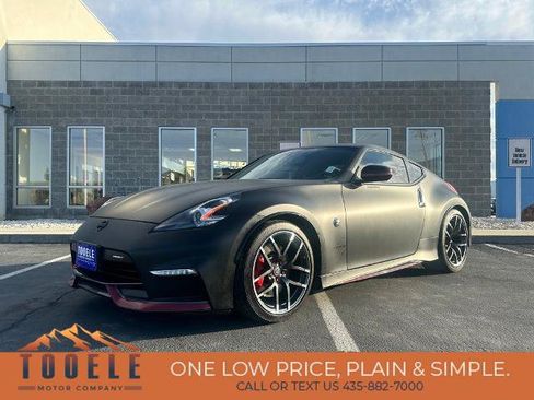 Used 2020 Nissan 370Z NISMO RWD image 1