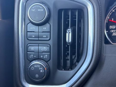 Used 2022 Chevrolet Silverado 1500 RST AWD/4WD image 20