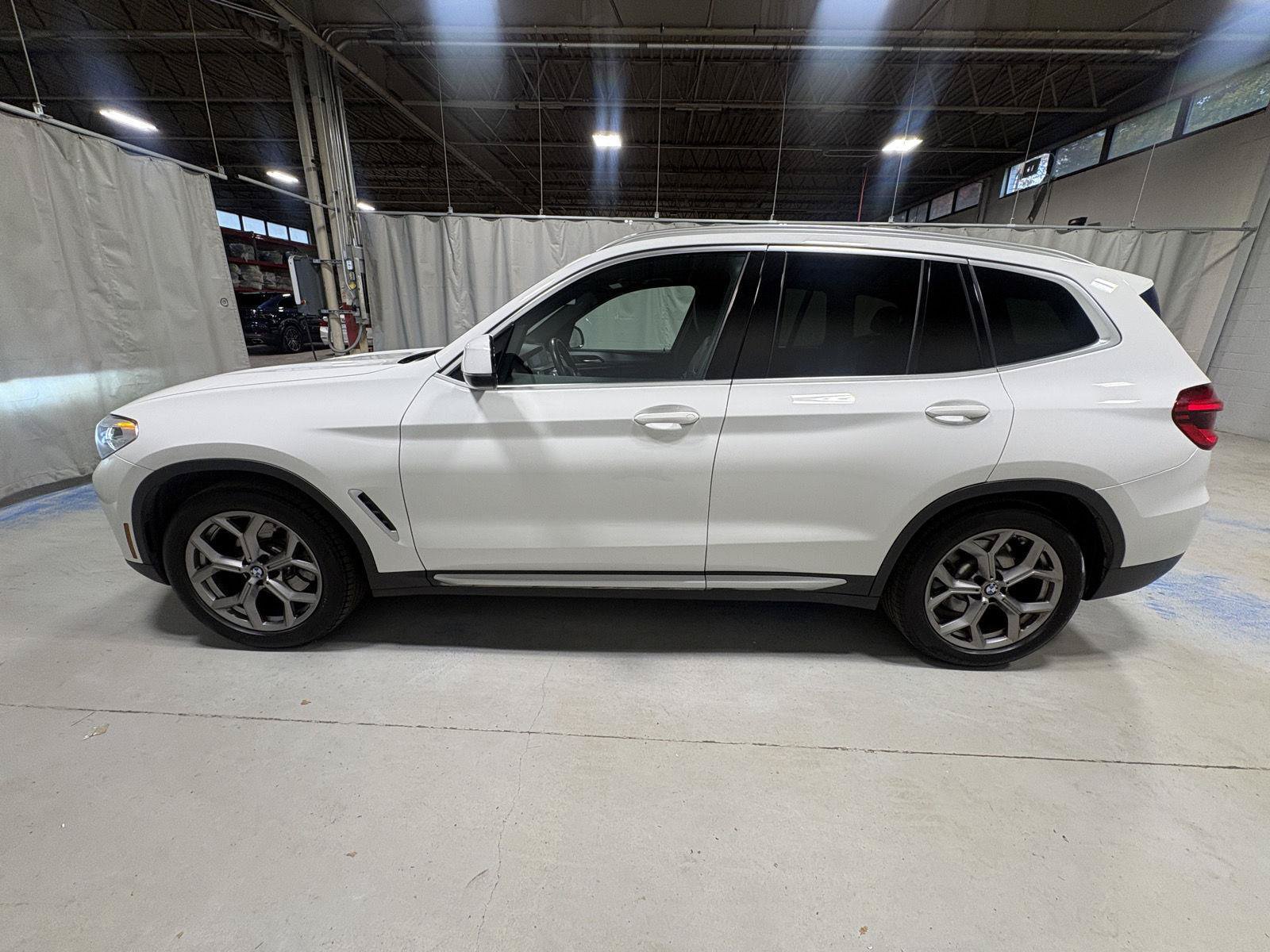 Used 2021 BMW X3 xDrive30i w/ Premium Package AWD/4WD image 16