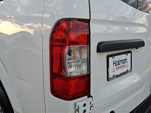 Used 2015 Nissan NV 3500 SV w/ Technology Package image 15