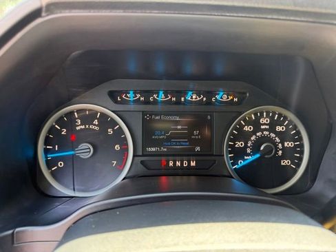 Used 2017 Ford F150 XLT w/ Heavy-Duty Payload Package AWD/4WD image 15