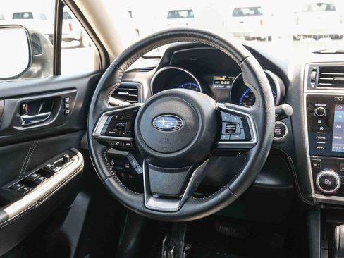 Used 2019 Subaru Outback 3.6R Limited AWD/4WD image 16
