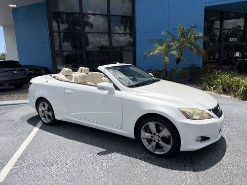 Used 2010 Lexus IS 350C RWD image 20