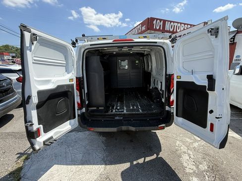 Used 2018 Ford Transit 250 130 Low Roof RWD image 8