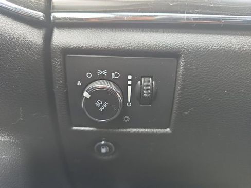 Used 2022 Jeep Grand Cherokee Limited w/ Tech Group image 10