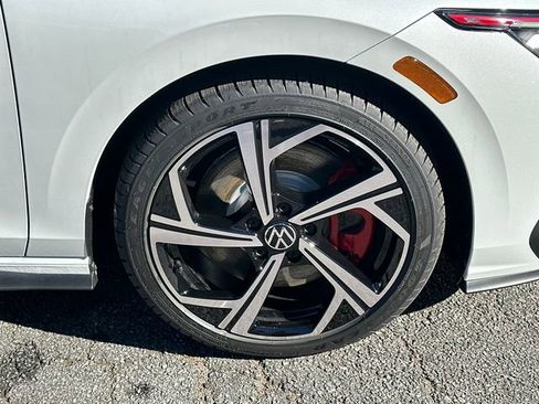 New 2026 Volkswagen GTI SE FWD image 12