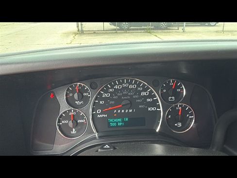 Used 2017 Chevrolet Express 2500 RWD image 14