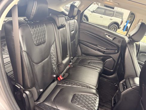 Used 2024 Ford Edge Titanium w/ Equipment Group 301A image 8