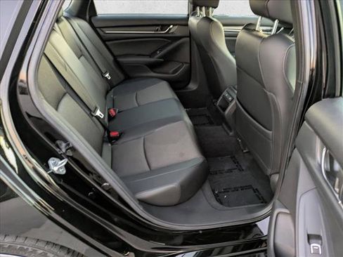 Used 2022 Honda Accord Sport image 18