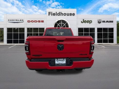 Used 2024 RAM 2500 Big Horn w/ Night Edition AWD/4WD image 17