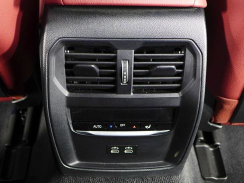 Used 2023 BMW i4 eDrive35 image 24