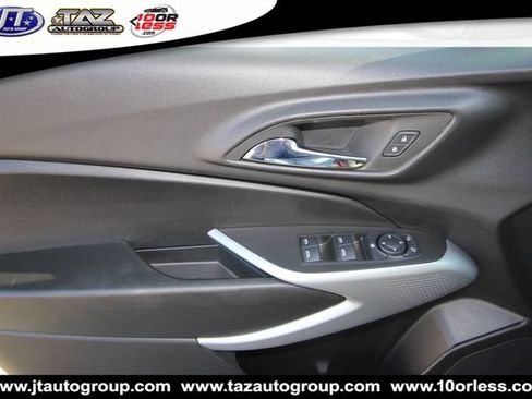 Used 2024 Chevrolet Trax LS FWD image 12