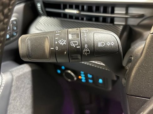 Used 2025 Ford Mustang Mach-E Premium AWD/4WD image 16