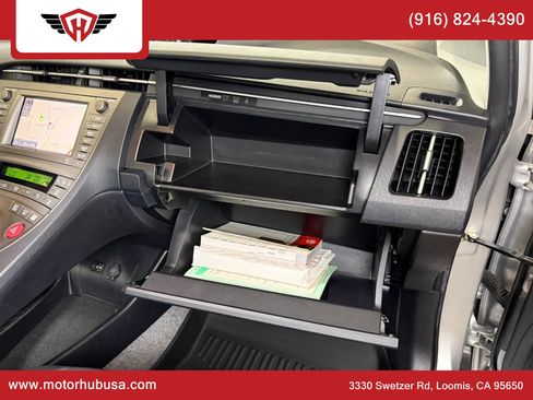 Used 2013 Toyota Prius Four w/ Deluxe Solar Roof Pkg FWD image 58