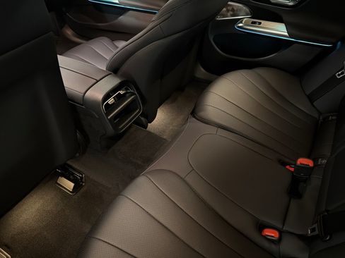 New 2027 Mercedes-Benz E 350 Sedan image 11