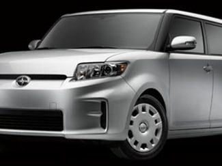 Used 2012 Scion xB FWD video 1