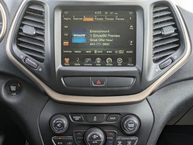Used 2017 Jeep Cherokee Limited FWD image 27