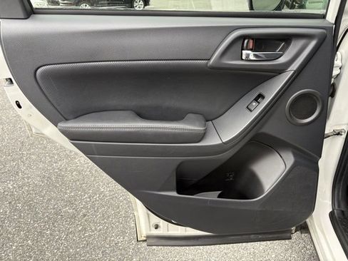 Used 2014 Subaru Forester 2.0XT Touring image 13