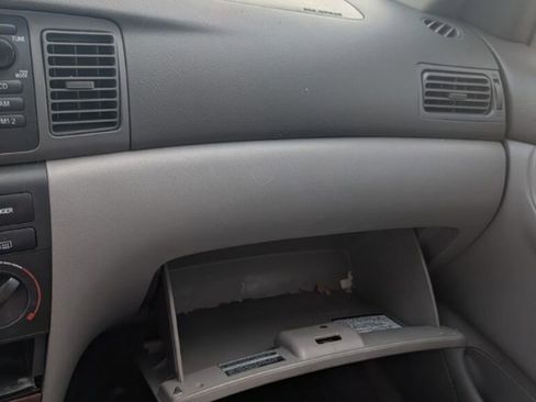 Used 2003 Toyota Corolla LE image 23