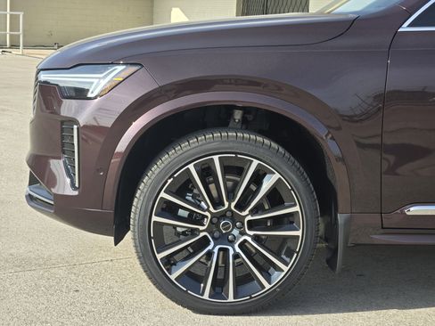 New 2026 Volvo XC90 B5 Ultra image 12
