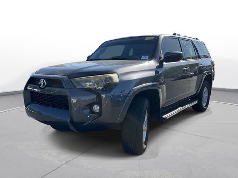 Used 2019 Toyota 4Runner SR5 image 2