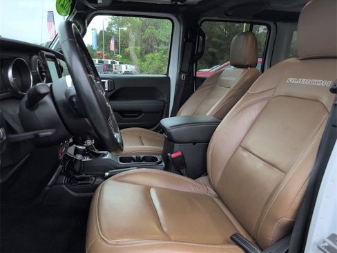 Used 2021 Jeep Wrangler Unlimited Rubicon 4xe w/ Cold Weather Group image 13