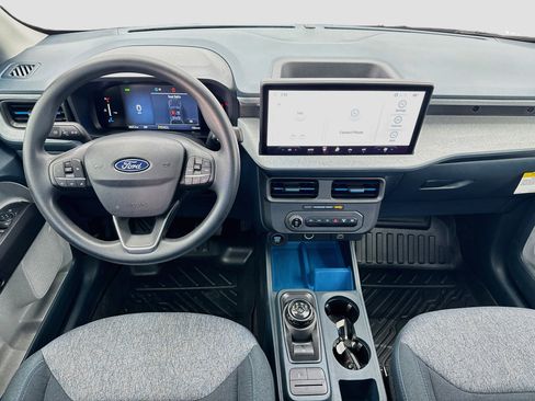 Used 2025 Ford Maverick XLT FWD image 14