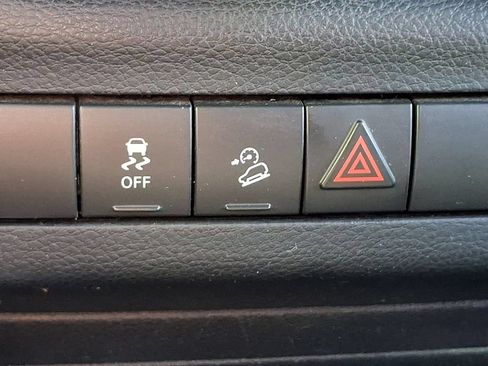 Used 2012 Jeep Wrangler Sport AWD/4WD image 21