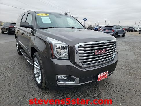 Used 2020 GMC Yukon XL SLT w/ Premium Edition image 5