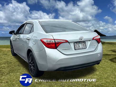 Used 2014 Toyota Corolla LE image 5