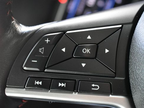 Used 2022 Nissan Sentra SR w/ SR Premium Package FWD image 13