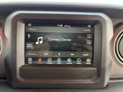 Used 2021 Jeep Wrangler Unlimited Sport AWD/4WD image 6