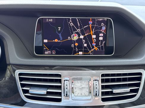 Used 2014 Mercedes-Benz E 350 Sedan image 17