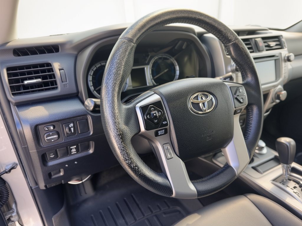Used 2015 Toyota 4Runner SR5 Premium AWD/4WD image 4