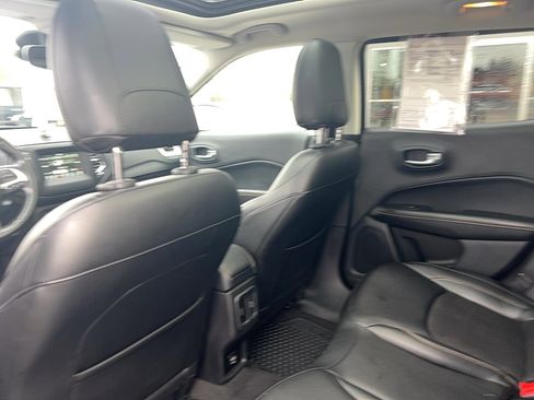 Used 2020 Jeep Compass Latitude image 22