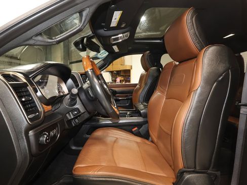 Used 2019 RAM 3500 Limited image 23