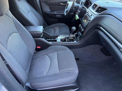 Used 2016 Chevrolet Traverse LT FWD image 27
