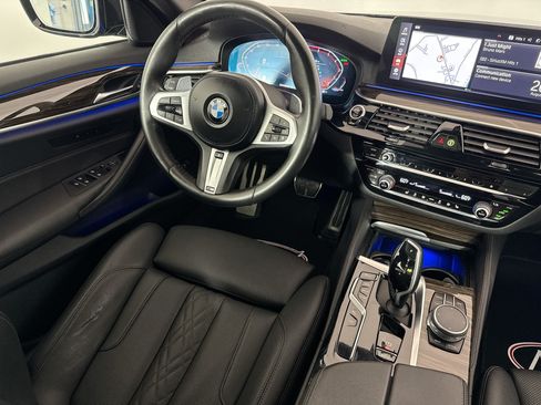 Used 2021 BMW 530i xDrive w/ M Sport Package AWD/4WD image 33