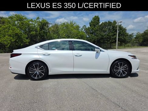Used 2025 Lexus ES 350 w/ Premium Package FWD image 2
