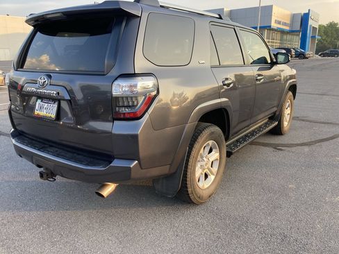 Used 2019 Toyota 4Runner SR5 Premium AWD/4WD image 7